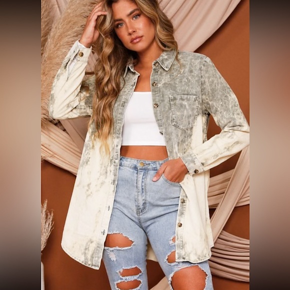 ☃️BOGO50%☃️ 🆕💚PEACH LOVE: OLIVE Washed Corduroy Button Up Shirt SMALL - Picture 1 of 14